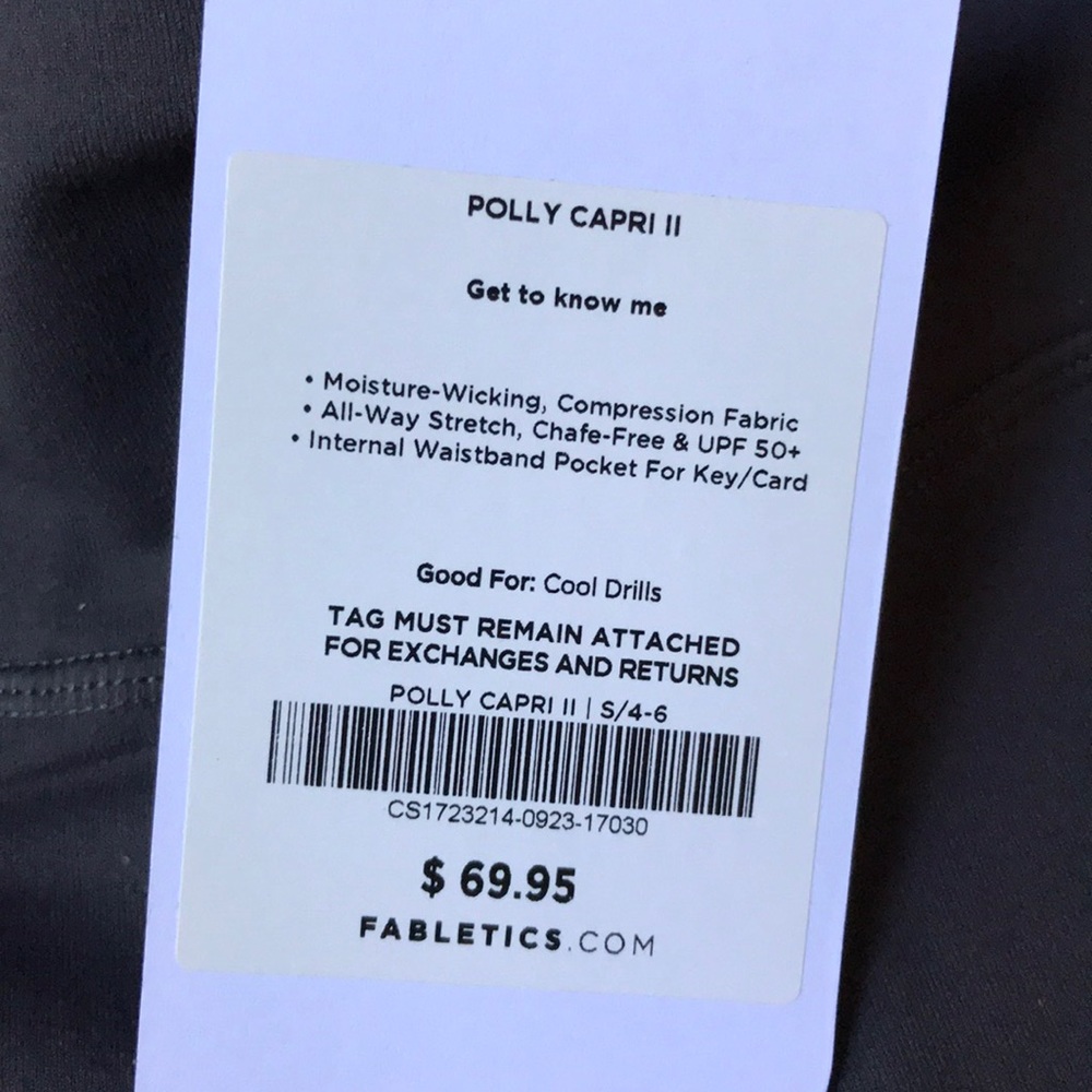 Fabletics Polly Capri ll Workout Leggings w/ Mesh - Picture 4 of 9